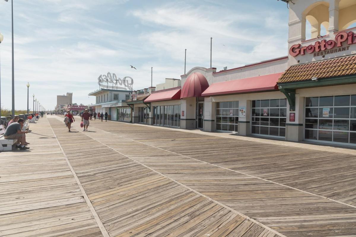 Admiral On Baltimore Rehoboth Beach Exterior photo
