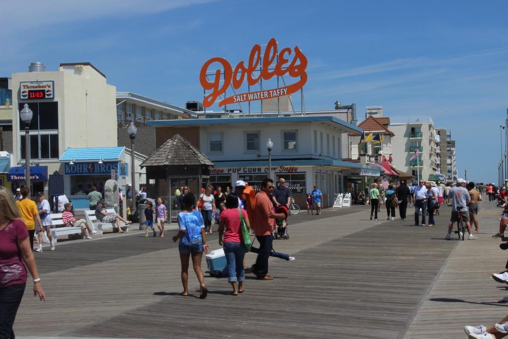 Admiral On Baltimore Rehoboth Beach Exterior photo
